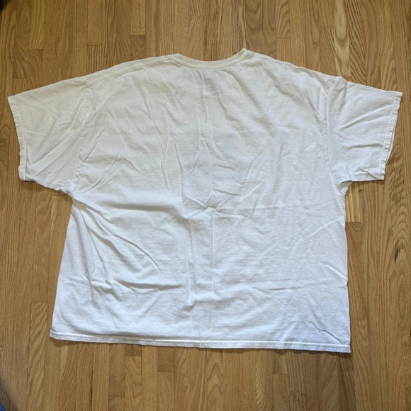Gildan | 100% Cotton “I’m not  that old - I demand a recount” White t-shirt - Picture 6 of 8